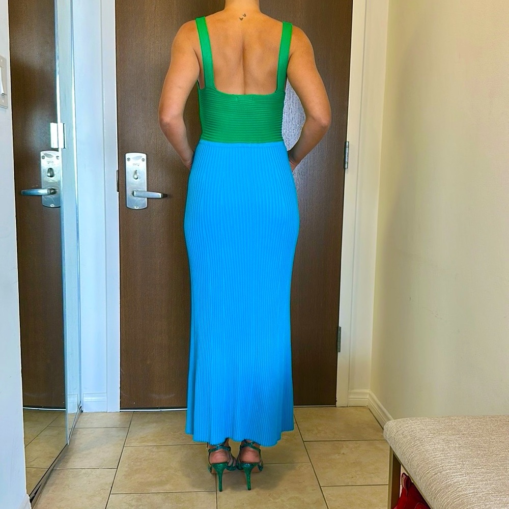 BRAND NEW Lulu’s Green and Blue Color Block Cutout Ribbed Knit Form Fitted Dress - Picture 12 of 12